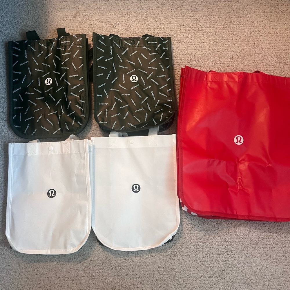 Lululemon shopping bags